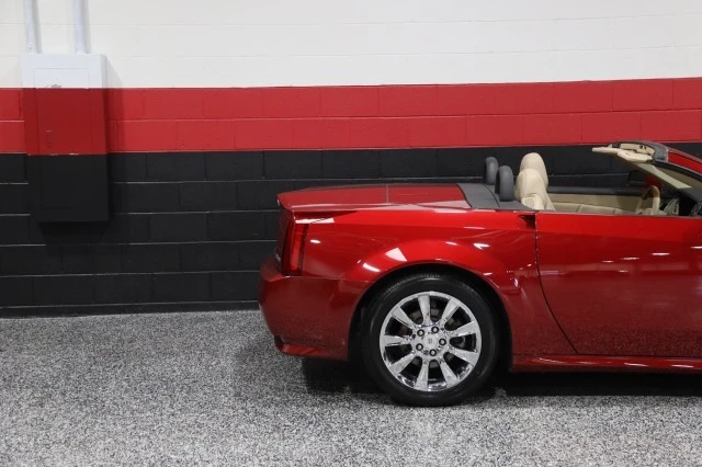 2009 Cadillac XLR - Image 5 of 21