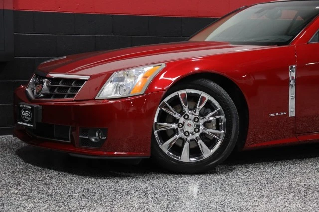 2009 Cadillac XLR - Image 20 of 21