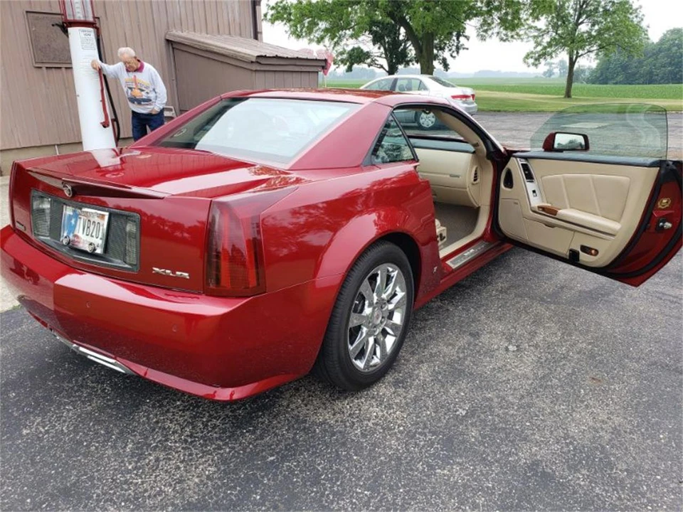 2009 Cadillac XLR - Image 17 of 17