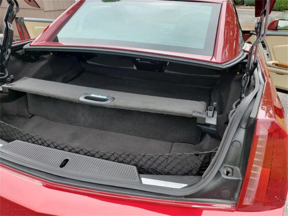 2009 Cadillac XLR - Image 16 of 17