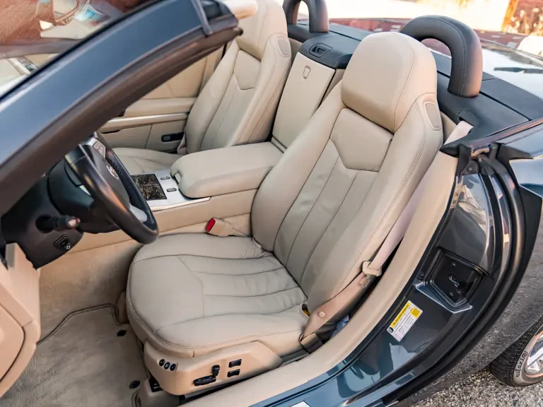 2009 Cadillac XLR-V - Image 24 of 31