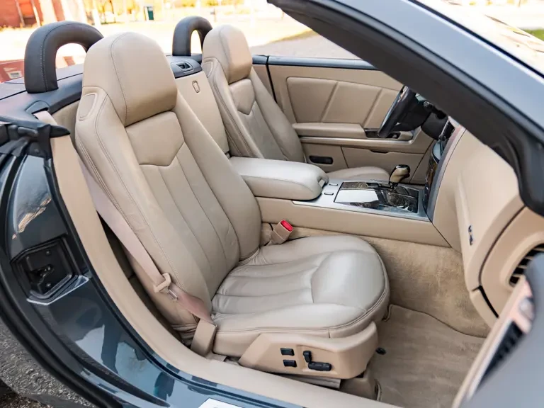 2009 Cadillac XLR-V - Image 25 of 31