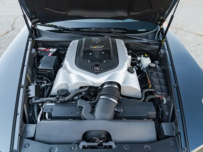 2009 Cadillac XLR-V - Image 4 of 31