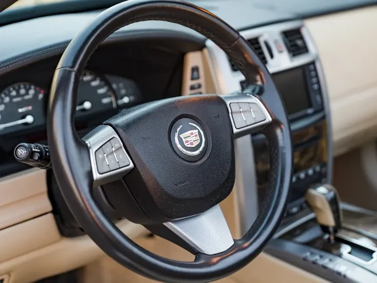 2009 Cadillac XLR-V - Image 15 of 31