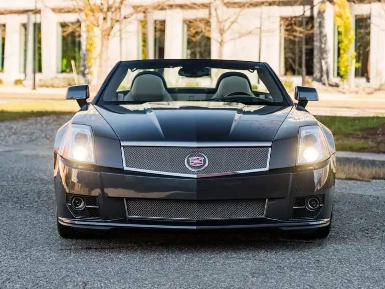 2009 Cadillac XLR-V - Image 9 of 31