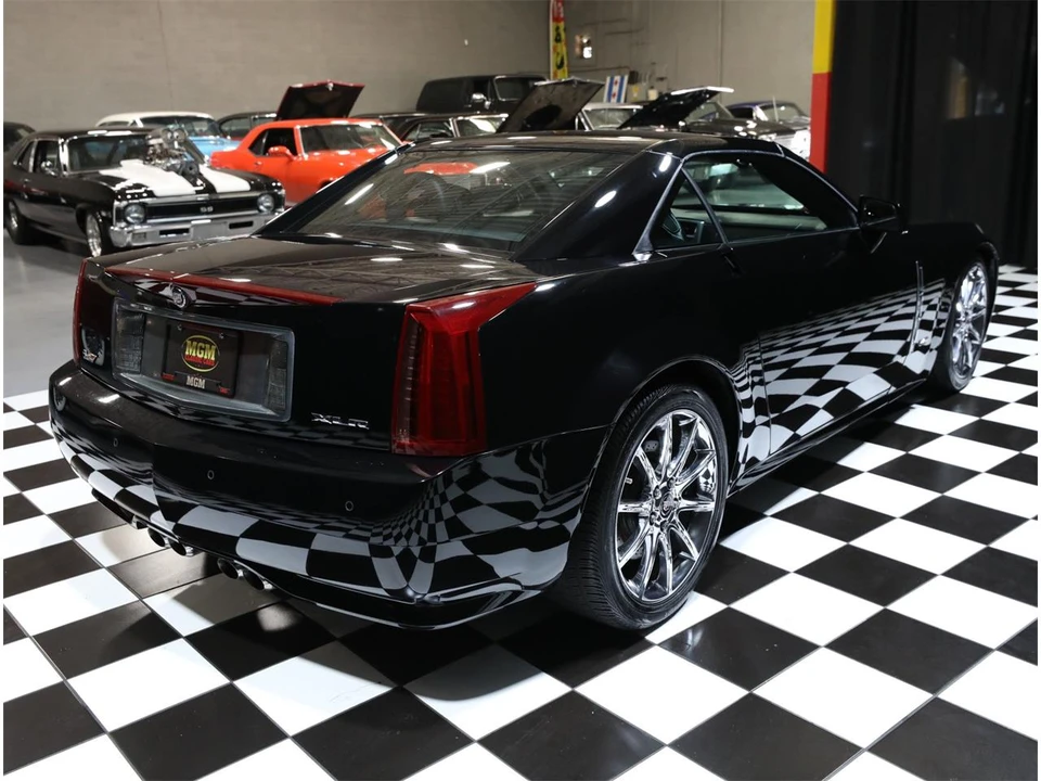 2009 Cadillac XLR-V - Image 9 of 31