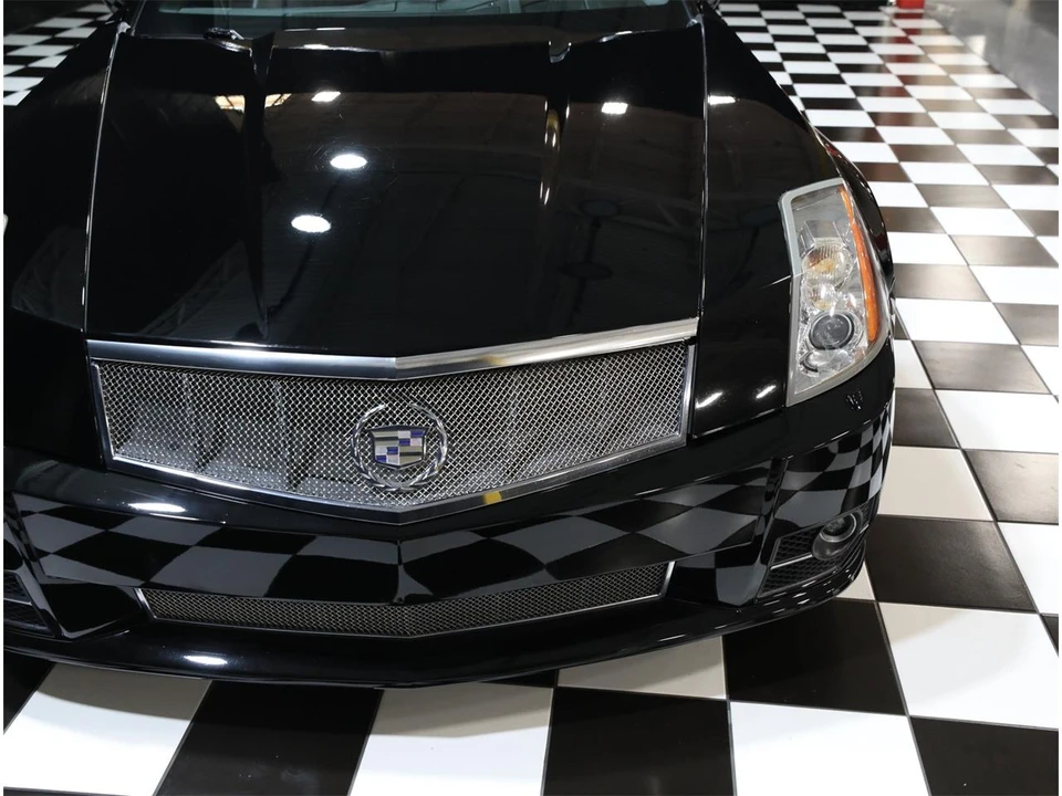 2009 Cadillac XLR-V - Image 19 of 31