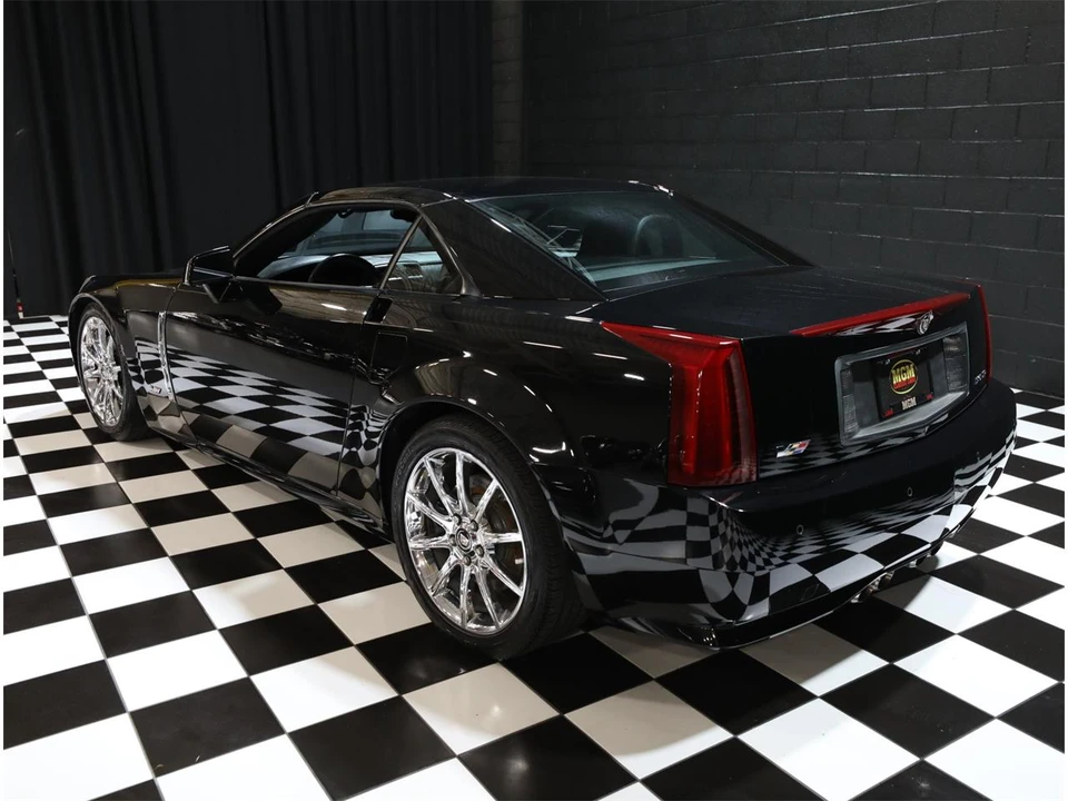 2009 Cadillac XLR-V - Image 7 of 31