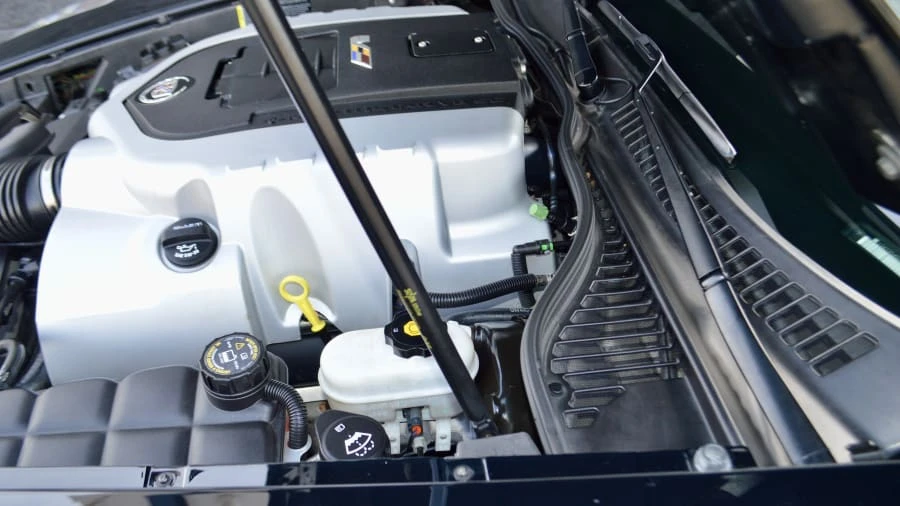 2009 Cadillac XLR-V - Image 14 of 31