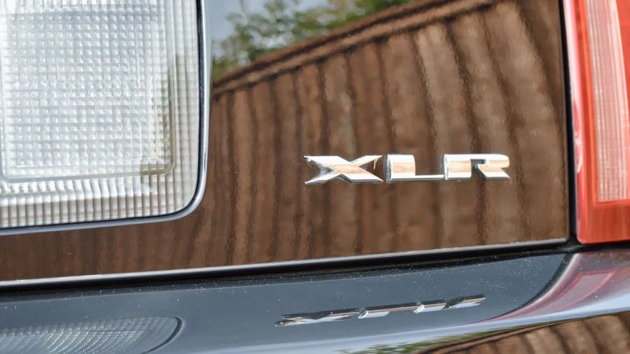 2009 Cadillac XLR-V - Image 20 of 31