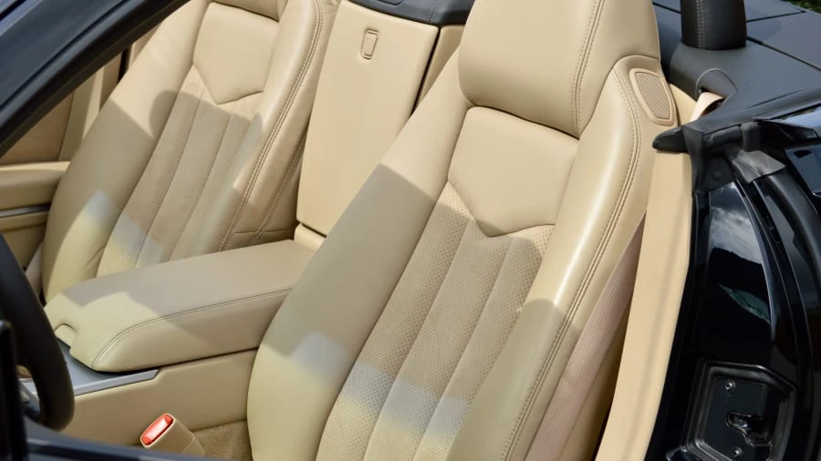 2009 Cadillac XLR-V - Image 9 of 31