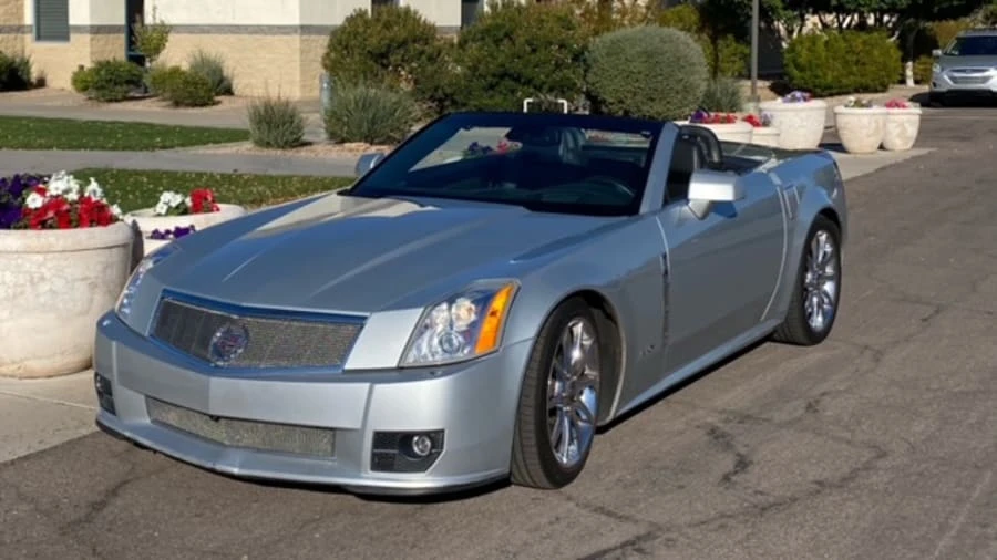 2009 Cadillac XLR-V - Image 18 of 25