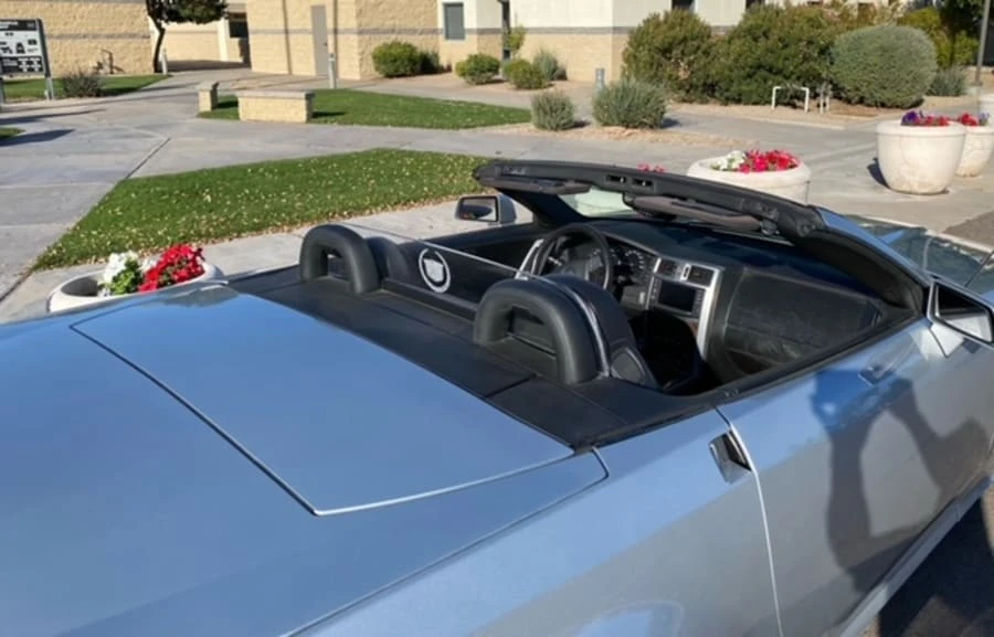 2009 Cadillac XLR-V - Image 23 of 25