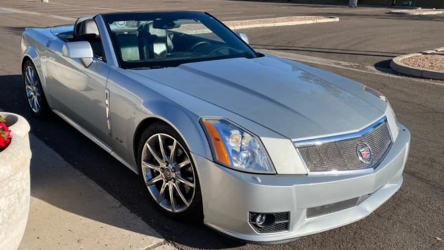 2009 Cadillac XLR-V - Image 12 of 25