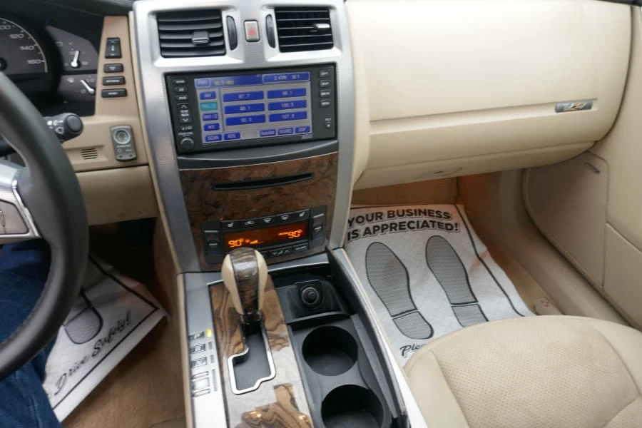 2009 Cadillac XLR-V - Image 12 of 15
