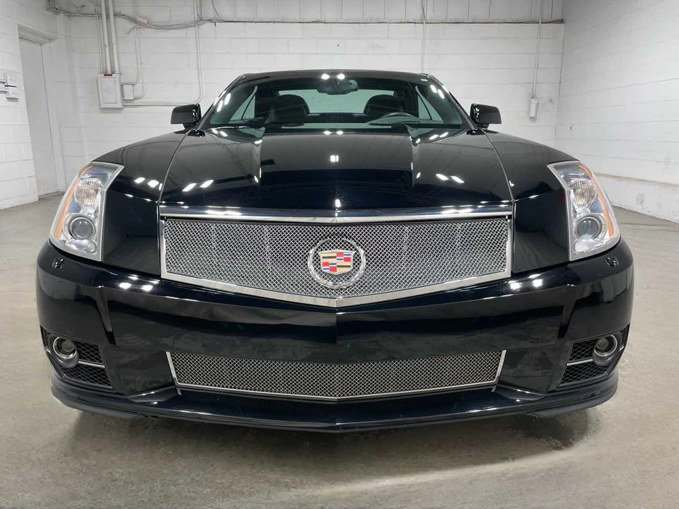 2009 Cadillac XLR-V - Image 3 of 21