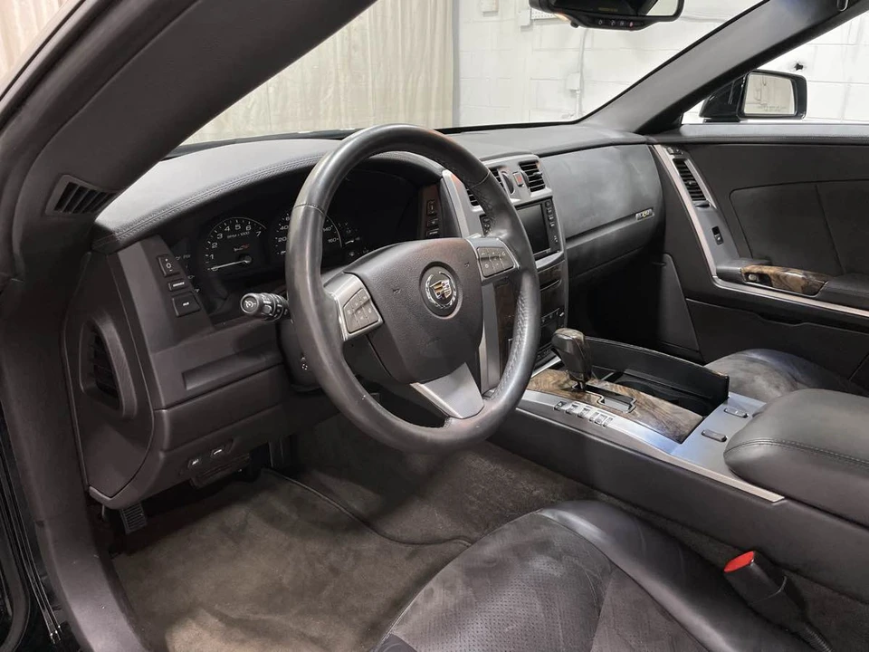 2009 Cadillac XLR-V - Image 11 of 21