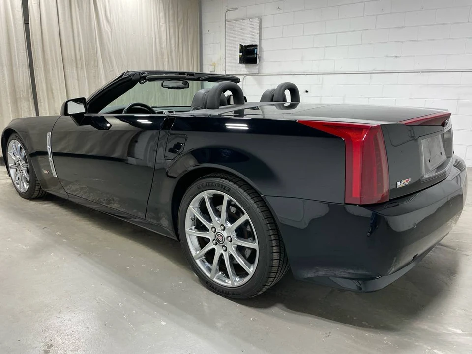 2009 Cadillac XLR-V - Image 20 of 21