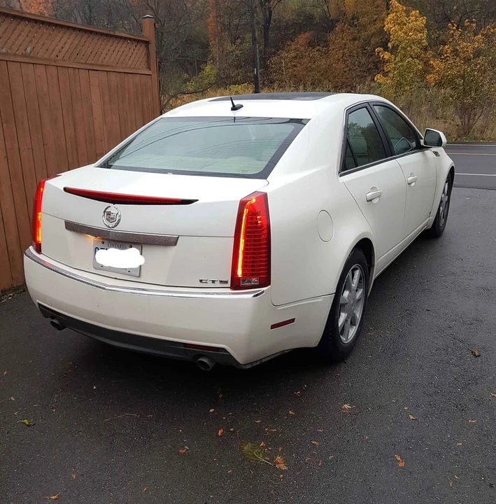 2009 Cadillac CTS 2nd Gen - Image 2 of 9