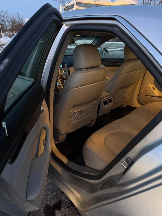 2009 Cadillac CTS 2nd Gen - Image 11 of 19