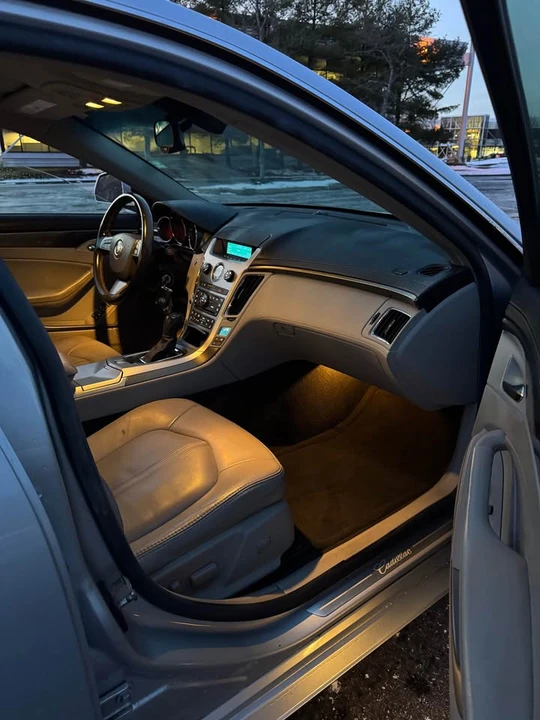 2009 Cadillac CTS 2nd Gen - Image 15 of 19