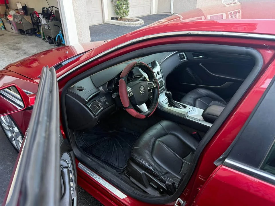 2009 Cadillac CTS 3rd Gen - Image 4 of 8