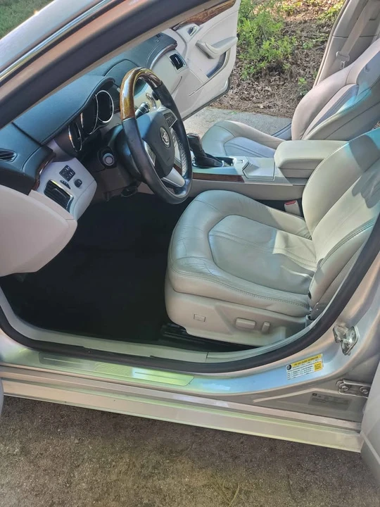2009 Cadillac CTS 2nd Gen - Image 9 of 12