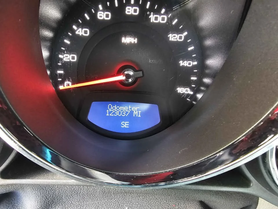 2009 Cadillac CTS 2nd Gen - Image 9 of 10