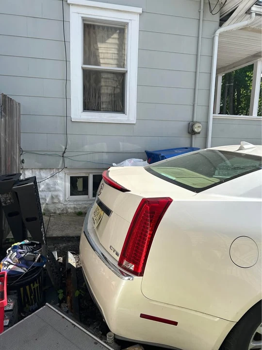 2009 Cadillac CTS 2nd Gen - Image 3 of 10