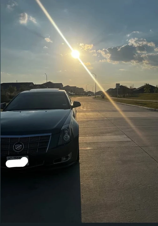 2009 Cadillac CTS 2nd Gen - Image 2 of 2