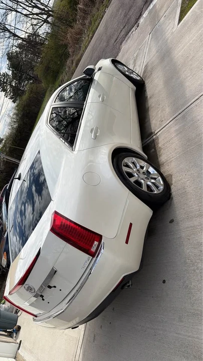 2009 Cadillac CTS 2nd Gen - Image 2 of 4