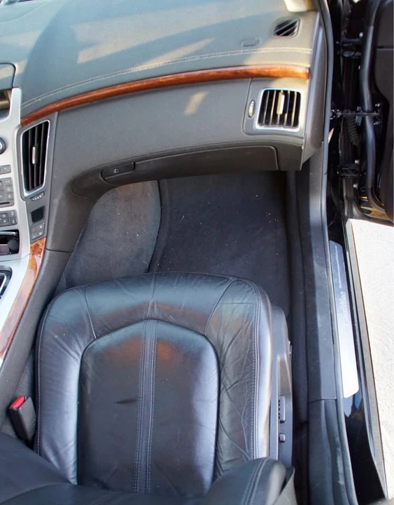 2009 Cadillac CTS 2nd Gen - Image 12 of 17