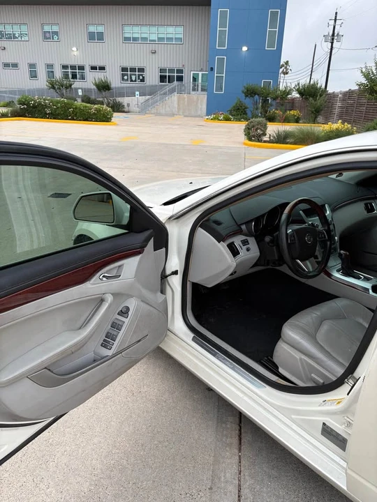 2009 Cadillac CTS 2nd Gen - Image 8 of 13
