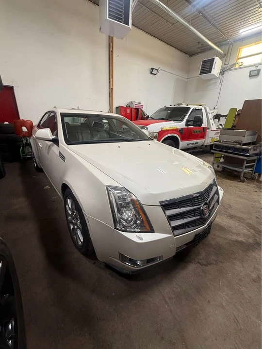 2009 Cadillac CTS 2nd Gen - Image 2 of 6