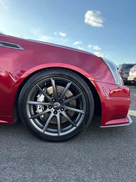 2009 Cadillac CTS-V 2nd Gen - Image 4 of 12