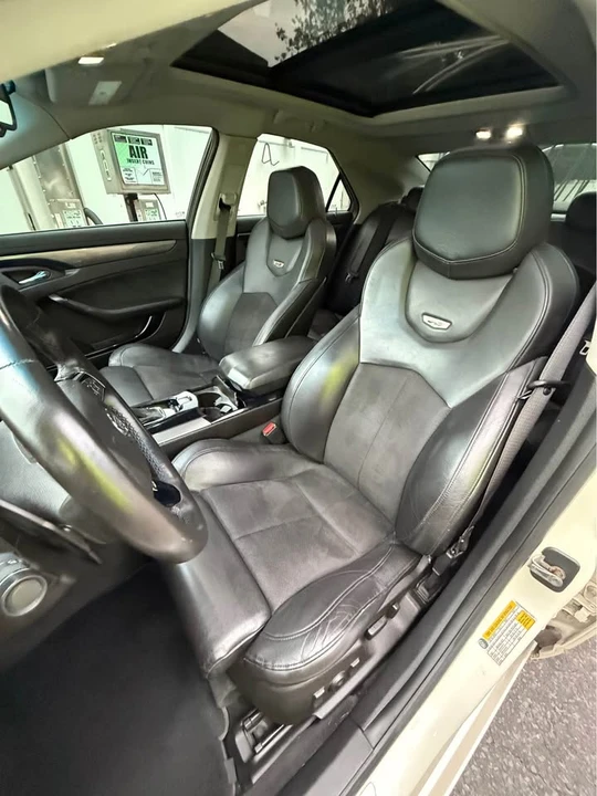 2009 Cadillac CTS-V 2nd Gen - Image 4 of 7
