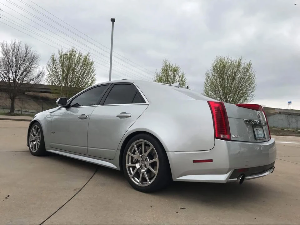 2009 Cadillac CTS-V 2nd Gen - Image 4 of 5