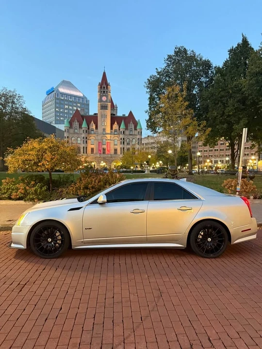 2009 Cadillac CTS-V 2nd Gen - Image 2 of 13