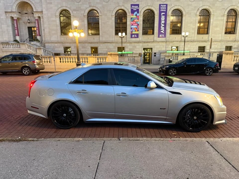 2009 Cadillac CTS-V 2nd Gen - Image 6 of 13