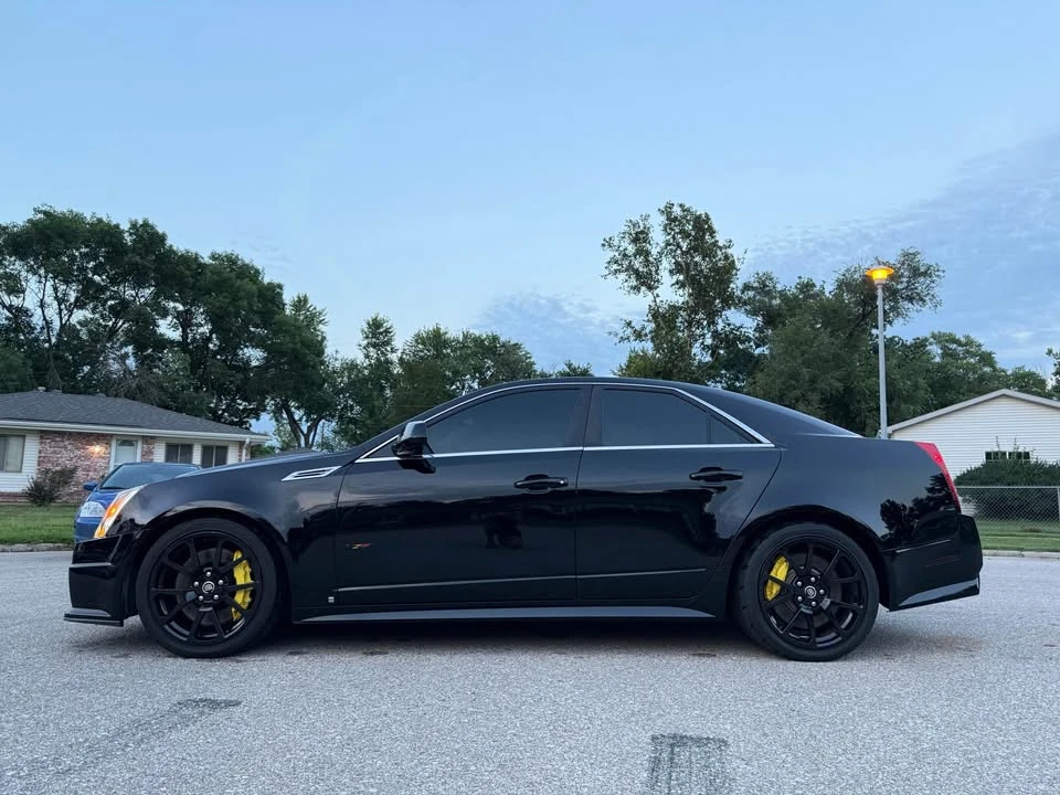 2009 Cadillac CTS-V 2nd Gen - Image 6 of 17