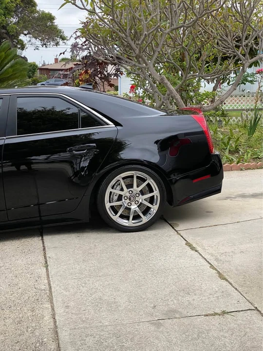 2009 Cadillac CTS-V 2nd Gen - Image 4 of 9