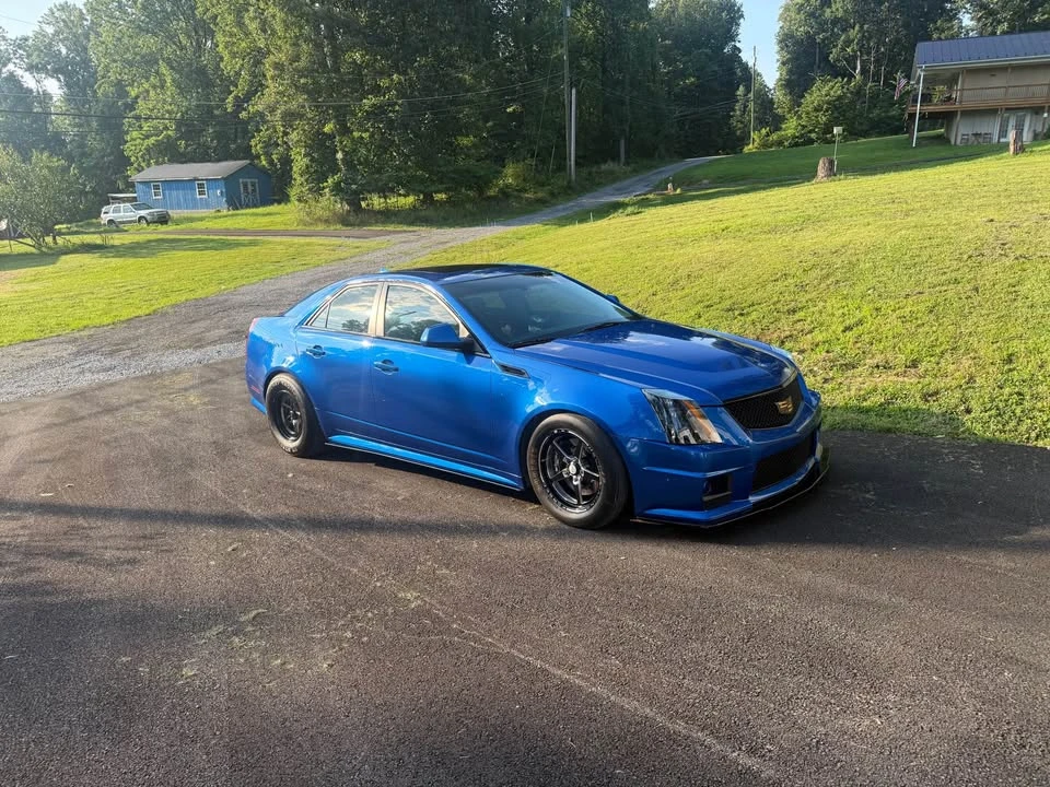2009 Cadillac CTS-V 2nd Gen - Image 2 of 4