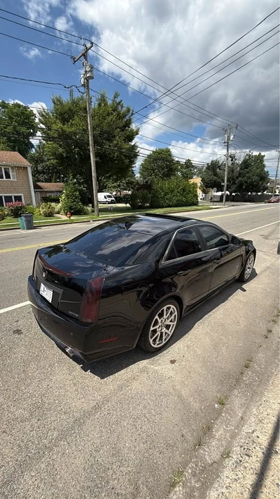 2009 Cadillac CTS-V 2nd Gen - Image 2 of 5