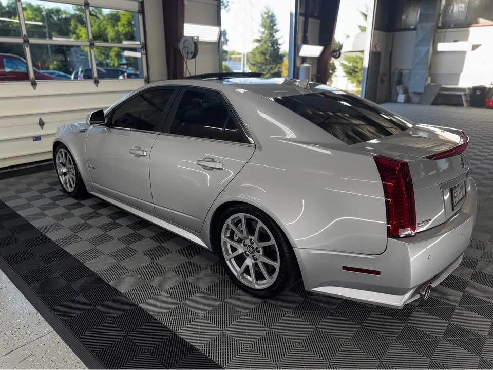 2009 Cadillac CTS-V 2nd Gen - Image 2 of 6
