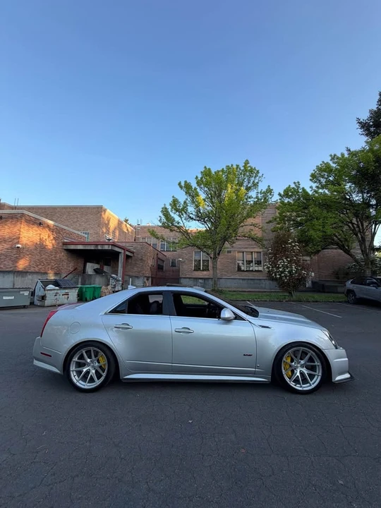 2009 Cadillac CTS-V 2nd Gen - Image 4 of 8