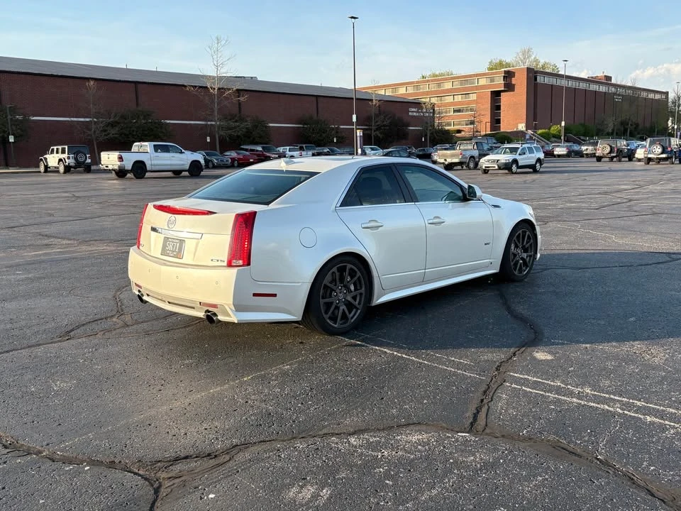 2009 Cadillac CTS-V 2nd Gen - Image 5 of 19