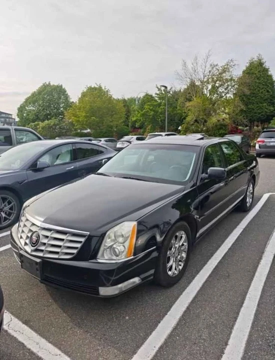 2009 Cadillac DTS - Image 3 of 7