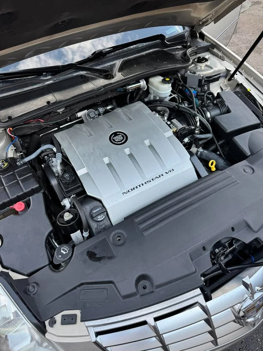 2009 Cadillac DTS - Image 7 of 14