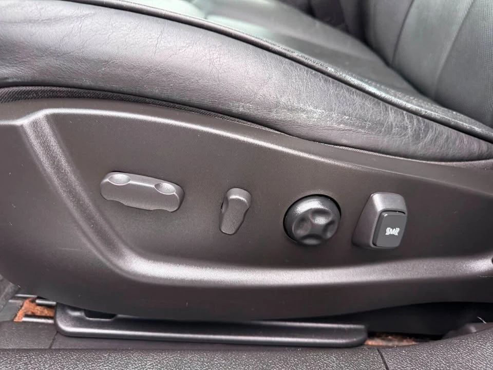 2009 Cadillac DTS - Image 17 of 20