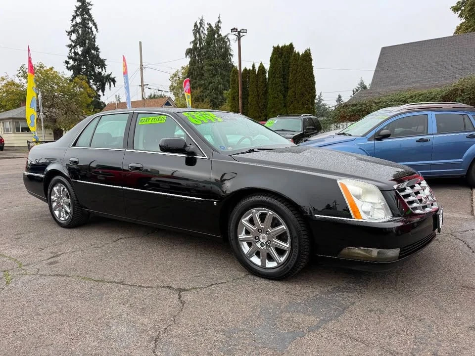 2009 Cadillac DTS - Image 2 of 20